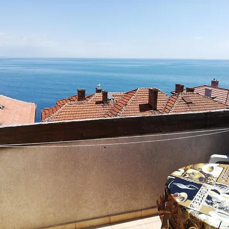 Къща Коминеви Guest house Sozopol